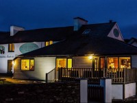 The Beach, Days Bar and B&B