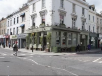 Tachbrook Street Apartment