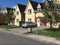 Kerry-Lee Holiday House