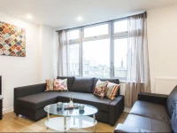 Modern Apartment in Limehouse