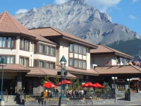 Banff International Hotel 3*