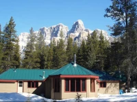 HI-Castle Mountain Hostel