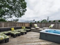 Luxury Inglis Street Home