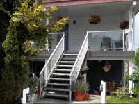 Bayshore Waterfront Inn