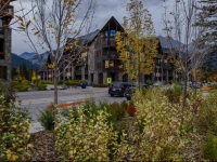 Rundle Cliffs Lodge Getaway