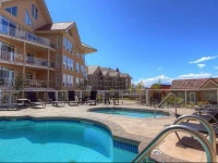 Discovery Bay Resort by Discover Kelowna Resort Accommodations