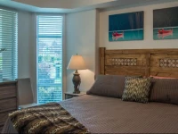 Sunset Waterfront Apartment