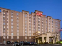 Hampton Inn & Suites Toronto Airport Ontario