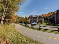 Jardin du Village by Chez Tremblant 4*