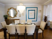 MTLVacationrentals-The Golden Kiss