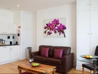 Flying Butler Earls Court - Longridge Road