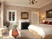 Balmoral House Bed & Breakfast