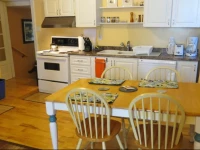 Pleasant Street Suites