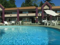 North Vancouver Hotel