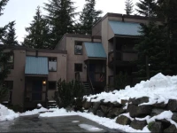 Creekside Accommodations by Whiski Jack