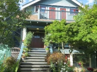 A Suite @ Kitsilano Cottage