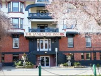 James Bay Inn Hotel, Suites & Cottage