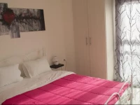 Beautiful & Sunny Central Apartment