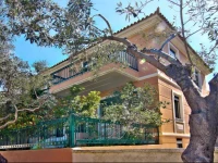 Glyfada Seaside Residence