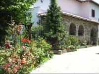 Felitsia Apartments & Studios