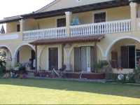 Babis Apartments & Studios Iremia