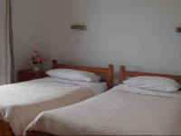 Harrys Bar & Apartments 2