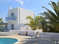 Villa Mirabilis at Naxos