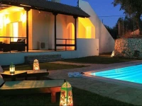 Ammoudi Harmony Villa