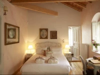 Amaryllis Luxury Guest House