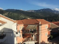 Helianthus Apartment