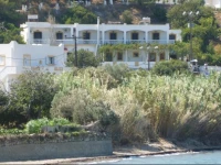 Akrogiali Rooms & Studios