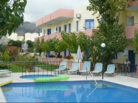 Leonidas Studios & Apartments