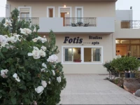 Fotis Studios Apartments