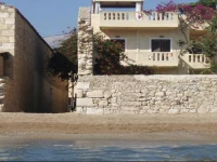 Asterias Studios & Apartments