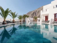Crown Suites Kamari Santorini