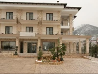 Diamond River Resort & Spa