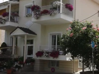 Katerina Rooms & Suites