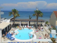 Quayside Village Hotel