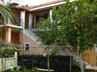 Manos Studios & Apartments