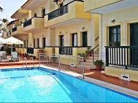 Aspri Petra Apartments 3*