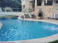 Hatzoudis Luxury Suites