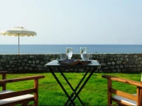 Alisahni Beachfront Villas