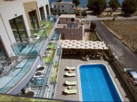 Crystal Bay Hotel 3*