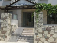 Captain Yiannis Studios & Apartments