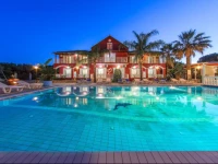 Borsalino Studios & Apartments