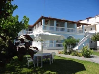 Lazanis Studios Apartments