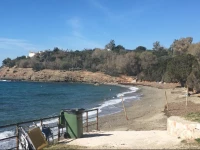 Cozy apartment in Saronida