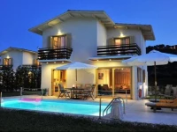 Casa Smaragdi Villas