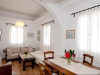 Arodou Studio and Apartment