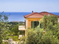 Trapezaki Captains Villa